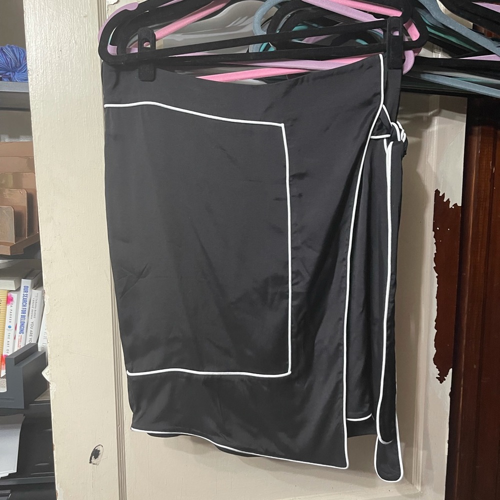 Universal Standard Navia Outline Skirt